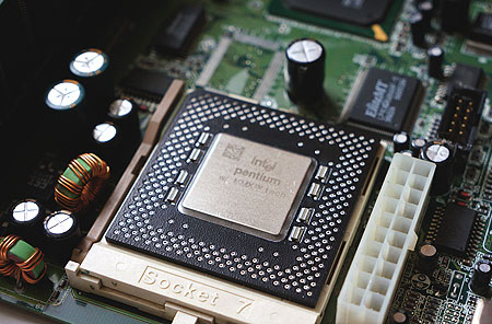 450x296  50 KB. Big one: 1200x790  206 KB