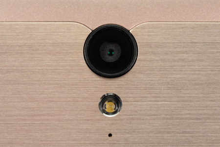 450x300  50 KB. Big one: 1500x1000  459 KB