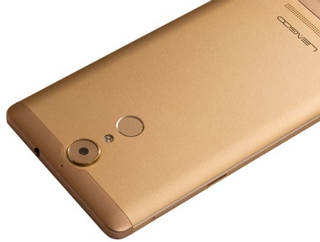 450x341  20 KB. Big one: 1500x1136  171 KB