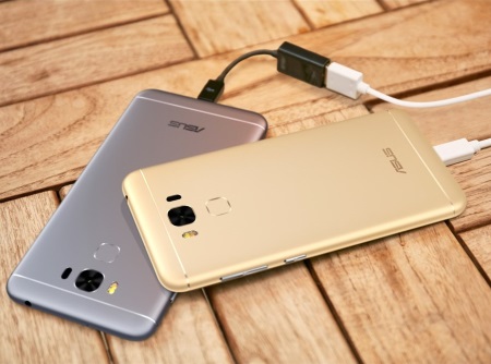 450x334  47 KB. Big one: 896x665  131 KB