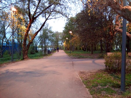 450x338  80 KB. Big one: 4160x3120  6104 KB