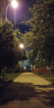 225x450  52 KB. Big one: 2080x4160  3458 KB