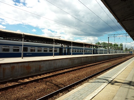 450x337  69 KB. Big one: 4608x3456  5029 KB