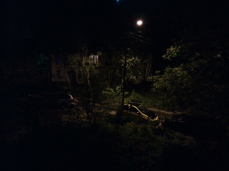 450x337  27 KB. Big one: 4608x3456  1562 KB