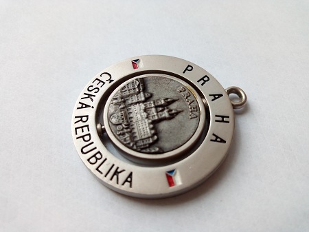 450x337  38 KB. Big one: 4608x3456  2795 KB