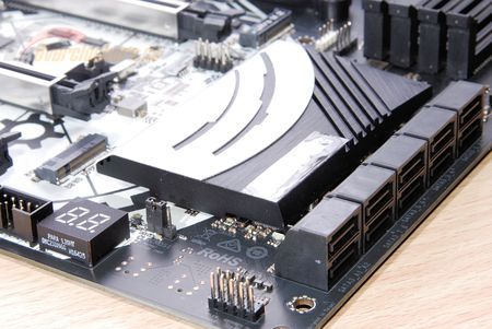 450x301  33 KB. Big one: 1500x1004  220 KB