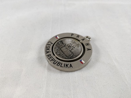 450x337  35 KB. Big one: 4608x3456  4053 KB