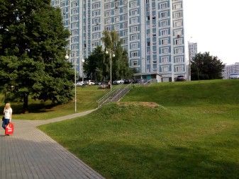 337x253  39 KB. Big one: 4160x3120  6521 KB