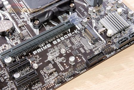 450x301  52 KB. Big one: 1500x1004  440 KB