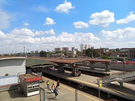 450x337  64 KB. Big one: 4000x3000  4731 KB