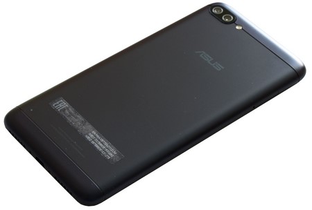 450x304  15 KB. Big one: 1500x1014  81 KB