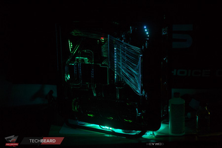 450x300  58 KB. Big one: 1500x1000  313 KB