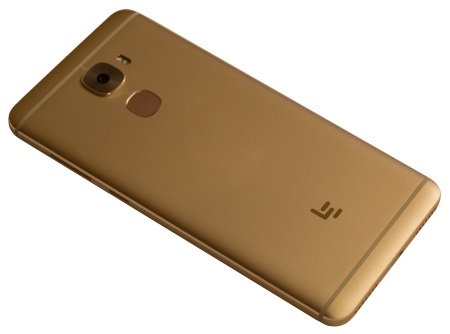 450x334  20 KB. Big one: 1348x1000  330 KB