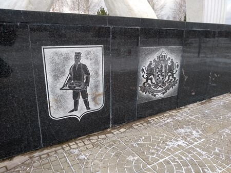 450x338  107 KB. Big one: 4632x3474  6489 KB