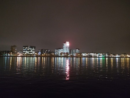 450x338  50 KB. Big one: 4632x3474  3075 KB