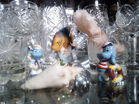 450x338  70 KB. Big one: 4160x3120  2669 KB