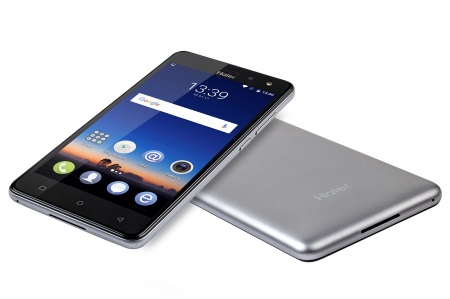 450x299  25 KB. Big one: 1500x1000  161 KB