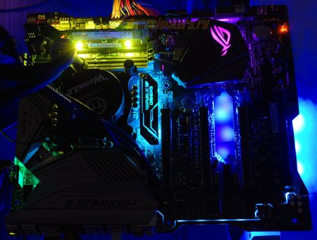 450x340  30 KB. Big one: 1500x1134  204 KB