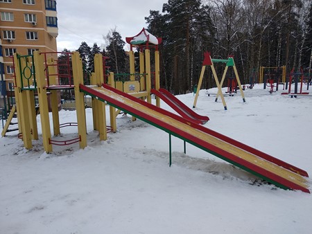 450x338  68 KB. Big one: 4000x3000  5561 KB