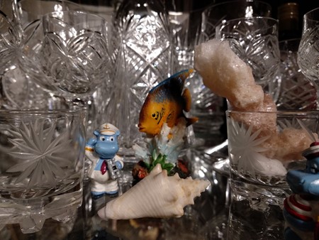 450x338  75 KB. Big one: 4000x3000  4281 KB