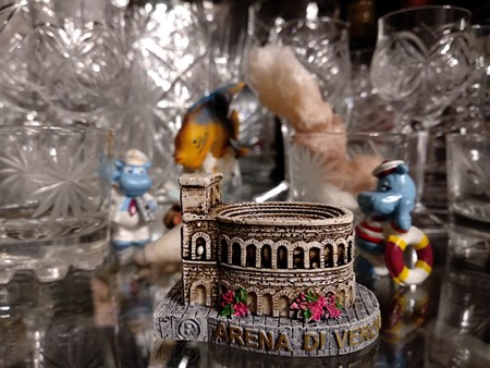 450x338  75 KB. Big one: 4000x3000  4441 KB