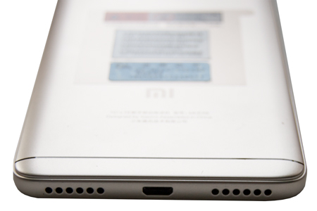 450x300  42 KB. Big one: 1500x1000  414 KB