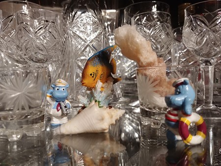 450x338  70 KB. Big one: 4656x3492  5990 KB