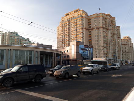 440x330  40 KB. Big one: 4608x3456  3988 KB