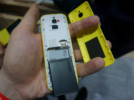 450x338  90 KB. Big one: 1400x1050  349 KB