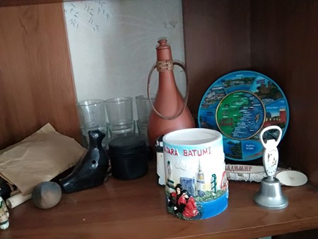 450x338  47 KB. Big one: 2592x1944  1507 KB