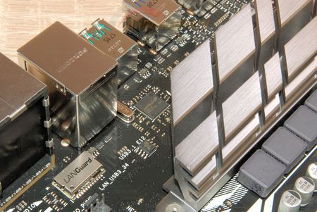 450x301  37 KB. Big one: 1500x1004  273 KB