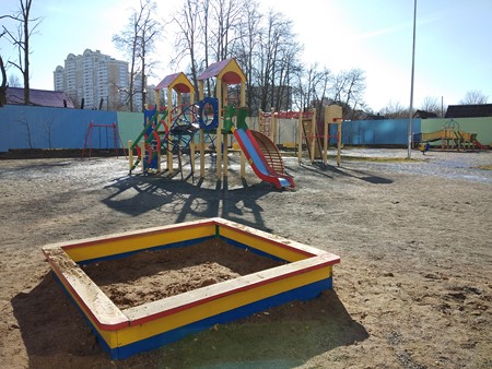 450x338  84 KB. Big one: 4608x3456  6822 KB