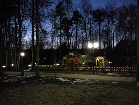 450x338  69 KB. Big one: 4608x3456  4102 KB