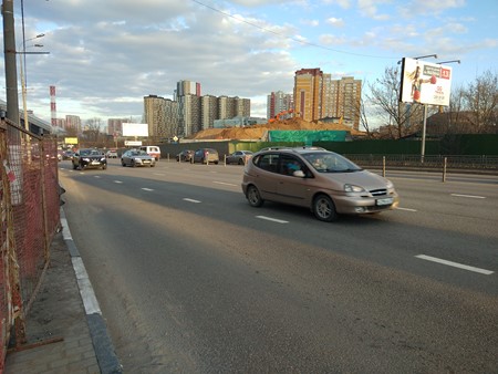 450x338  60 KB. Big one: 4608x3456  5354 KB