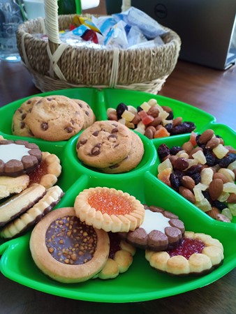 338x450  76 KB. Big one: 3456x4608  3682 KB