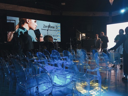 450x337  66 KB. Big one: 2080x1560  691 KB