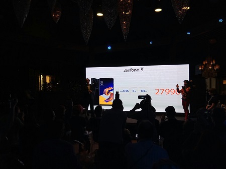 450x337  31 KB. Big one: 2080x1560  232 KB