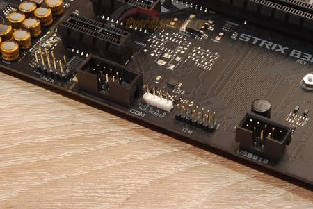 450x301  33 KB. Big one: 1500x1004  263 KB