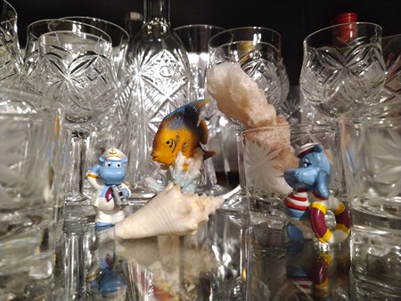 450x338  60 KB. Big one: 4672x3504  5833 KB