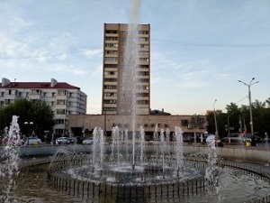 300x225  38 KB. Big one: 4032x3024  3808 KB