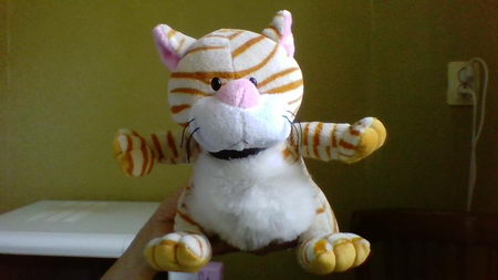 450x253  19 KB. Big one: 1280x720  131 KB