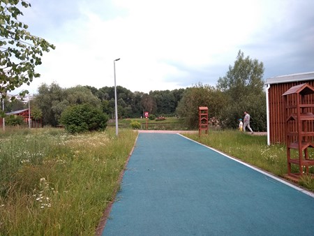 450x338  45 KB. Big one: 4160x3120  5673 KB