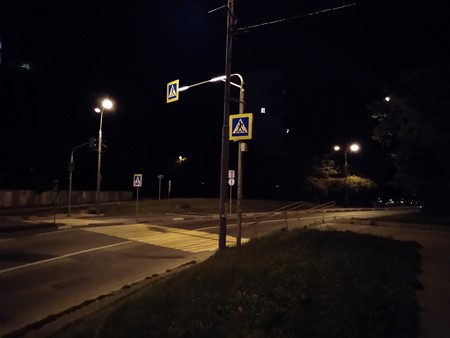 450x338  30 KB. Big one: 4160x3120  2565 KB