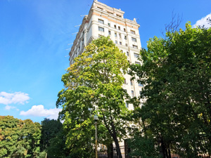 300x225  45 KB. Big one: 4608x3456  7016 KB