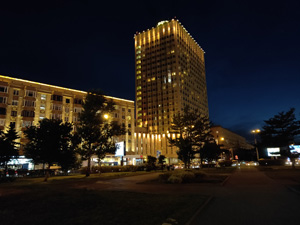 300x225  28 KB. Big one: 4608x3456  3294 KB