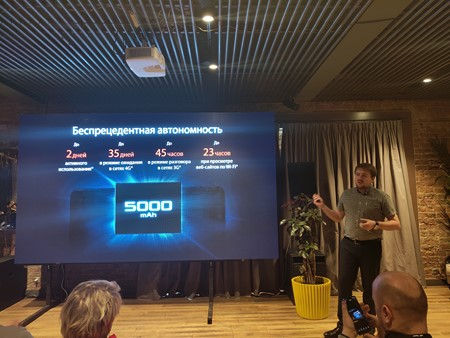 450x338  49 KB. Big one: 4032x3024  5622 KB