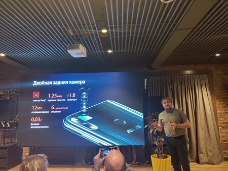 450x338  51 KB. Big one: 4032x3024  6238 KB