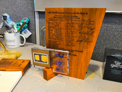 500x378  60 KB. Big one: 1300x982  360 KB