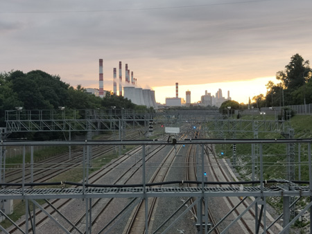 450x338  60 KB. Big one: 4000x3000  2397 KB