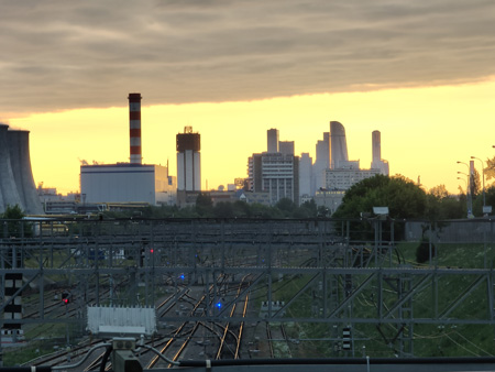 450x338  53 KB. Big one: 4000x3000  1773 KB